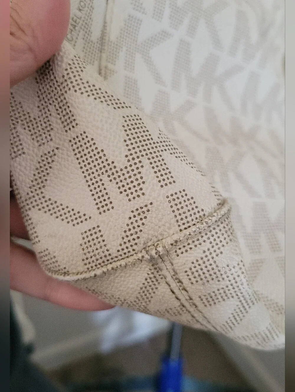 MICHAEL Michael Kors Jet Set Cream Tote Bag
